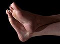 120px-Grown_man's_feet_1